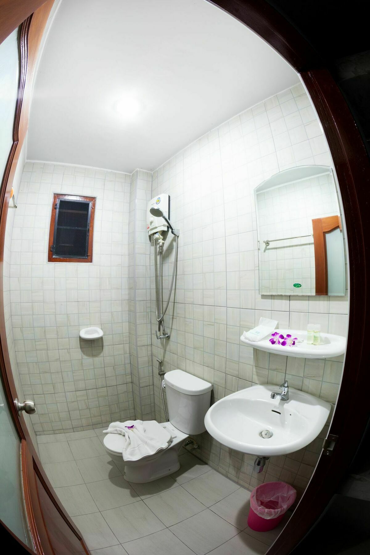 Freedom Hotel Patong Ngoại thất bức ảnh